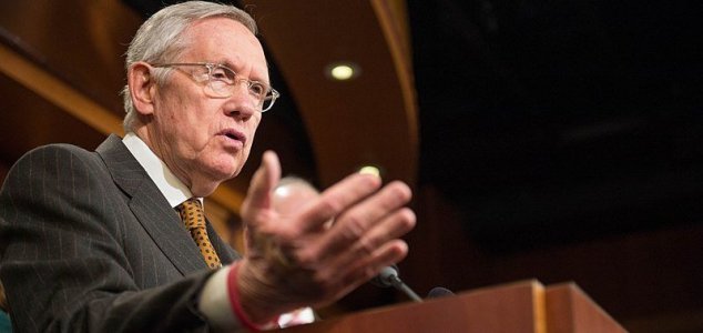 Harry Reid Pushing For More UFO Research