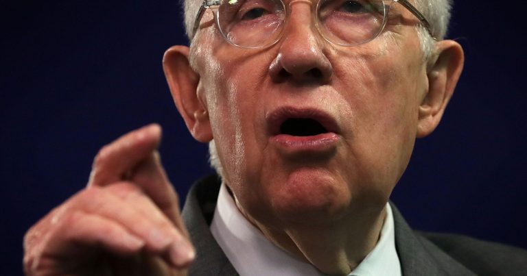 Harry Reid Happy to Talk UFOs and Science, Not ‘Little Green Men’