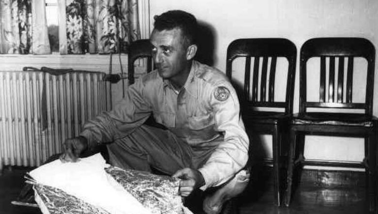 US Army Major ‘Hid Debris From Roswell UFO Crash in His Water Heater After Government Tried to Cover it Up’