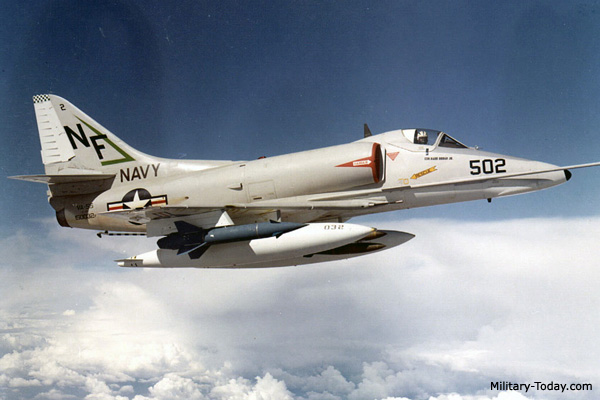 Captain Horn’s Encounter: Navy Pilot Shares His Story of Being Chased by a UFO