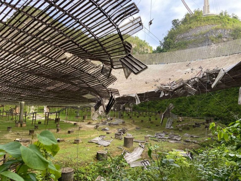 Telescope Used in Search for Extraterrestrial Life Badly Damaged in Freak Accident