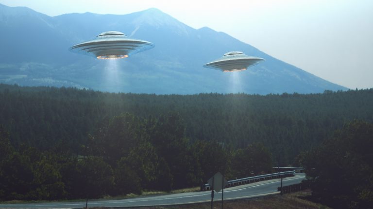 Here Are Some Scientists Arguing That UFOs Exist