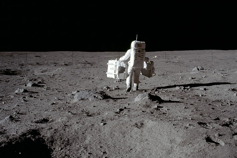 NASA Seeks Out Self-Funded Explorers to Mine Moon Dirt