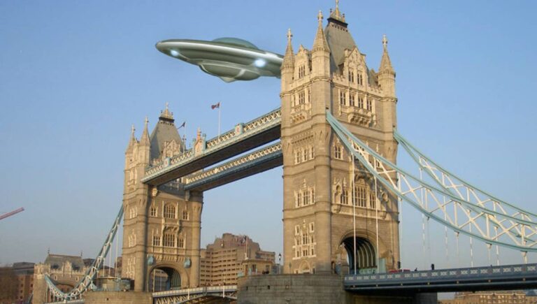 Former Ministry of Defence Official Says UK Gov is Secretly Investigating UFOs